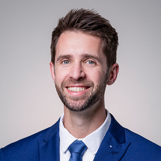 Portrait von  Denis Agic BA MSc., AL Marketing in der Hypo Tirol Bank, Standort Marketing