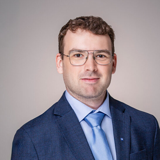 Portrait von  Christian Krimbacher MA, REF Leasing in der Hypo Tirol Bank, Standort Leasing Österreich